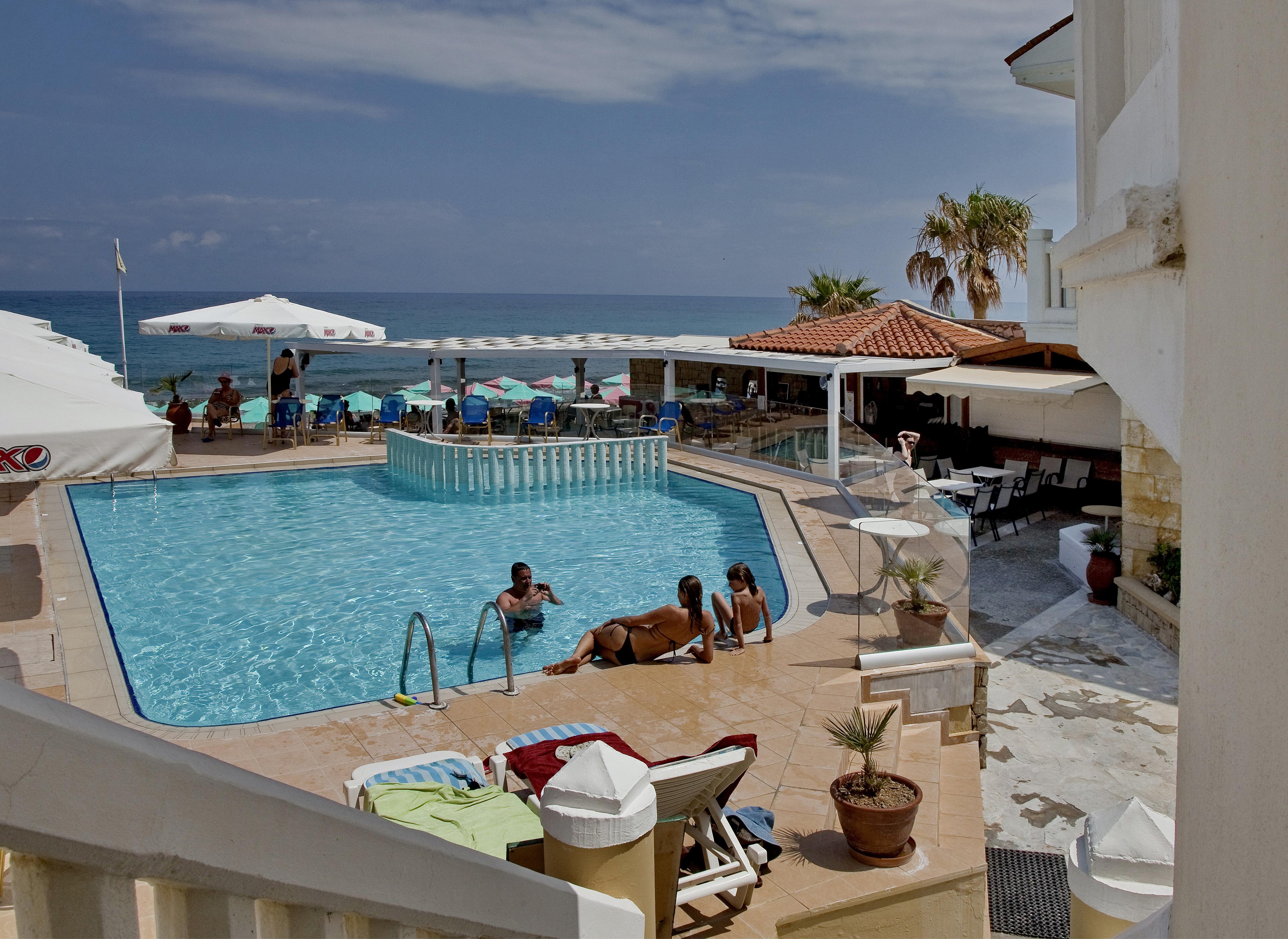 Jo An Beach Hotel Adelianos Kampos Eksteriør bilde